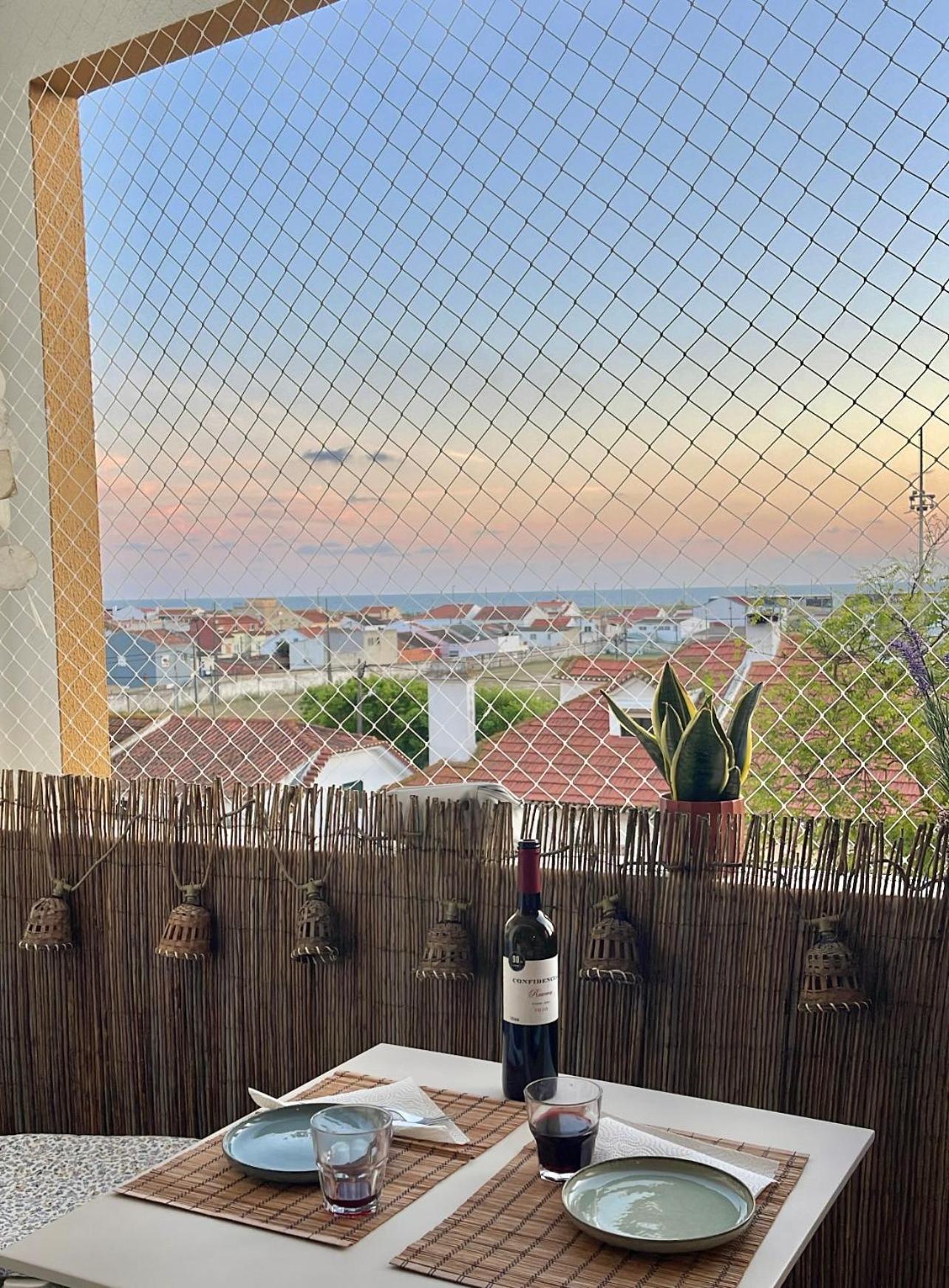 1-Bedroom Sea View Apartment With Private Balcony Costa Da Caparica, Just 5 Minutes From The Beach Costa da Caparica Exterior foto